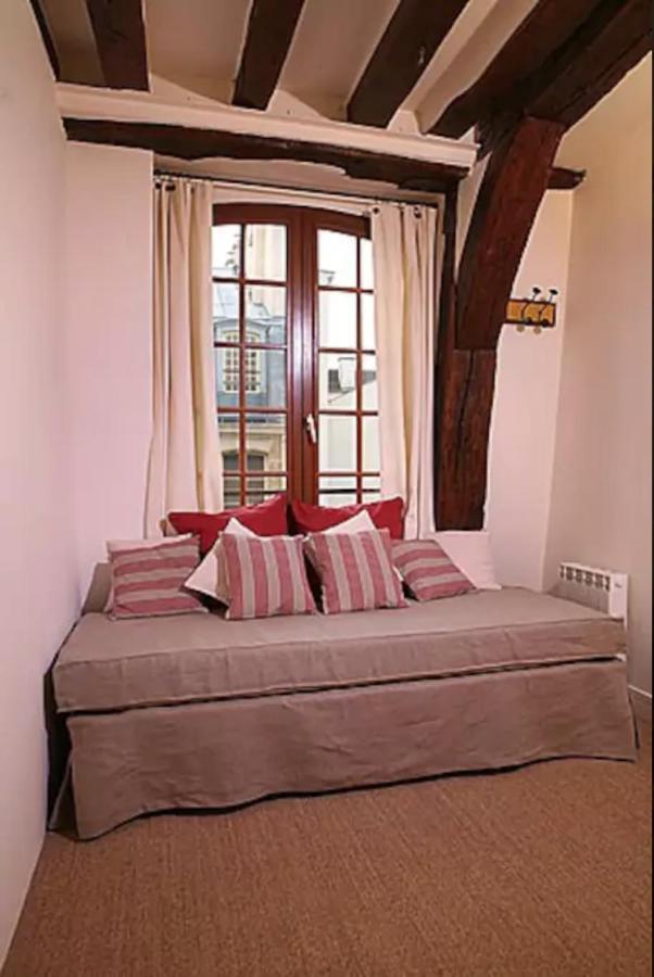 Апартаменты Charming Cosy Triplex In Trendy Marais Париж Экстерьер фото