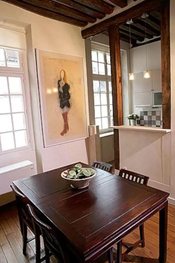 Апартаменты Charming Cosy Triplex In Trendy Marais Париж Экстерьер фото