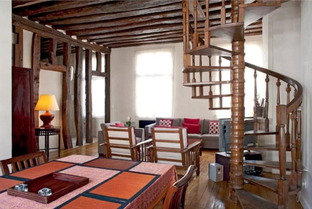 Апартаменты Charming Cosy Triplex In Trendy Marais Париж Экстерьер фото