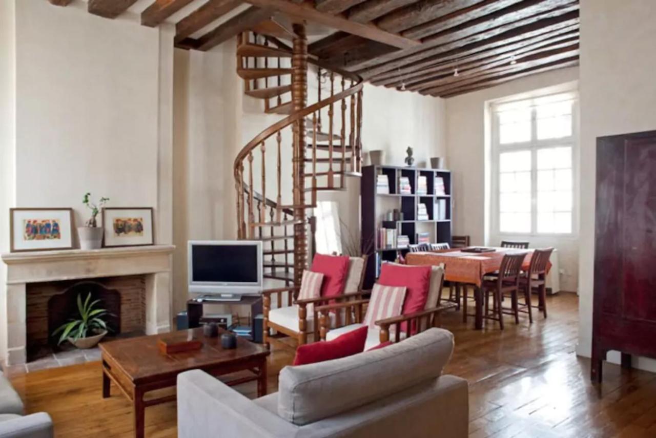 Апартаменты Charming Cosy Triplex In Trendy Marais Париж Экстерьер фото